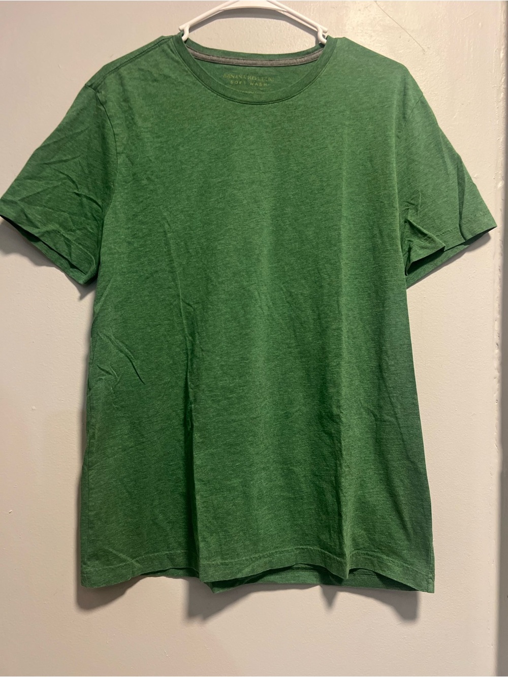 Banana Republic Men's Heather Green Crew Tee
